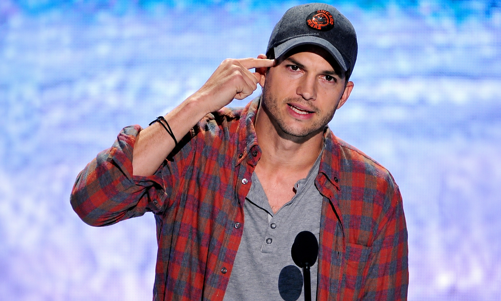 Ashton Kutcher Net Worth