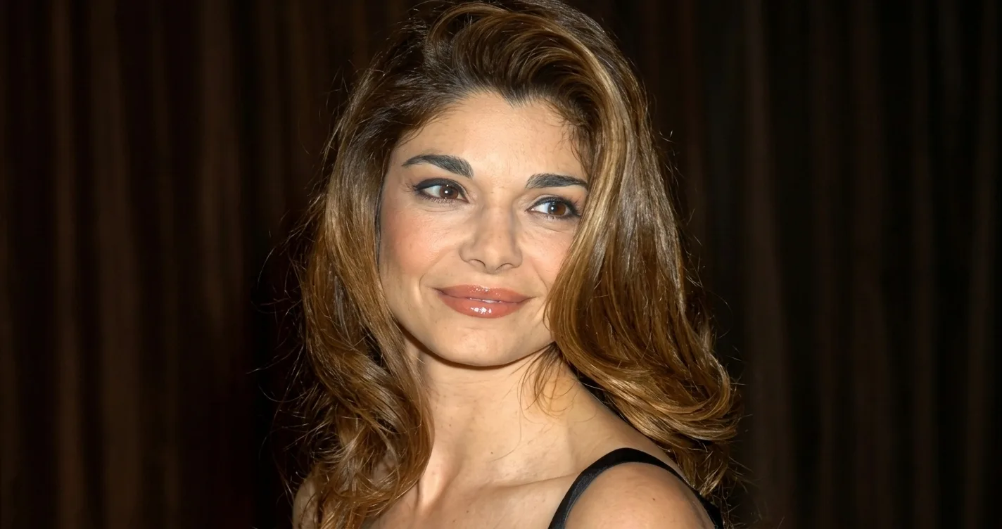 Laura San Giacomo Bra Size